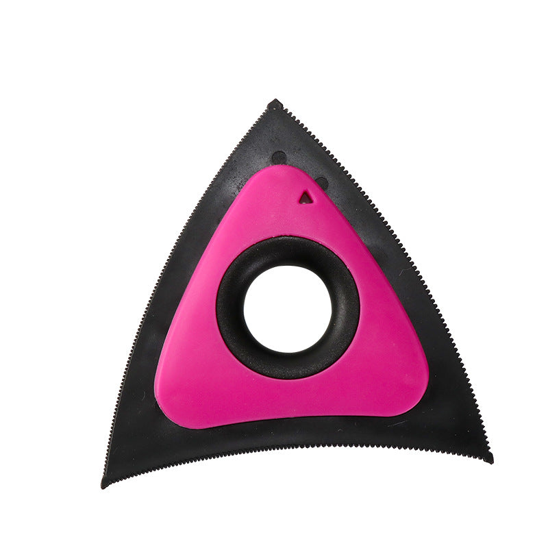 Brosse ramasse-poils triangulaire